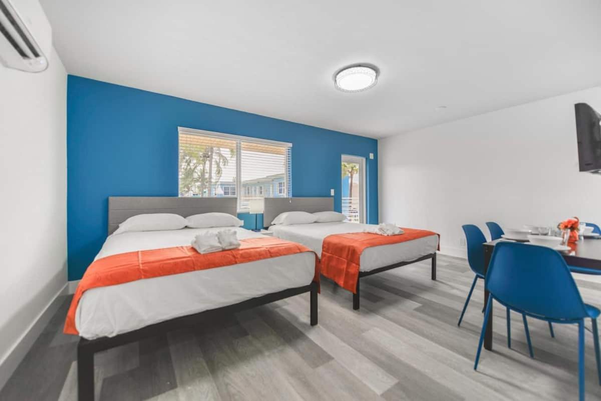 Fantastic 1 Bedroom With Pool Steps From The Beach #43 Hollywood Extérieur photo