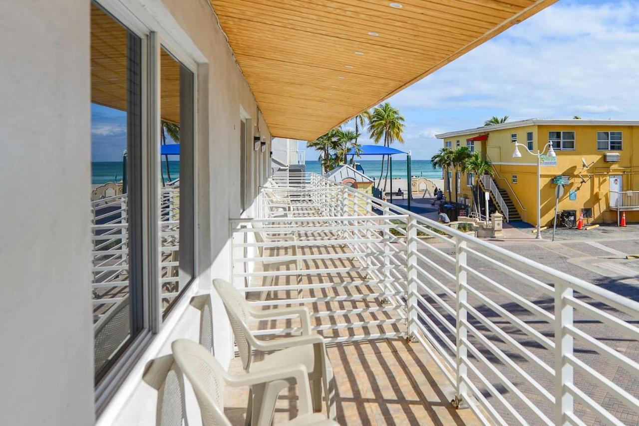 Fantastic 1 Bedroom With Pool Steps From The Beach #43 Hollywood Extérieur photo